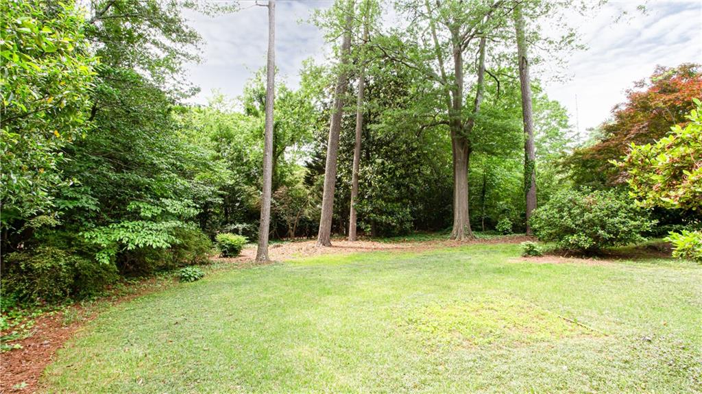 2227 Leafmore Drive Dr, Decatur, Georgia image 33