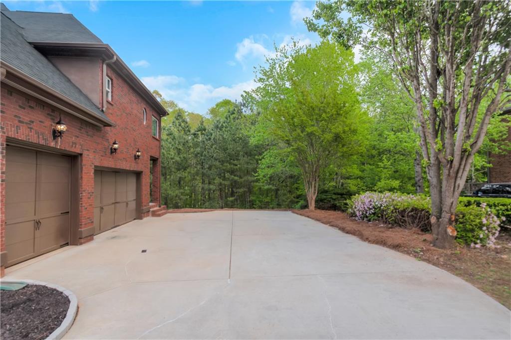 6048 Golf View Crossing, Locust Grove, Georgia image 2