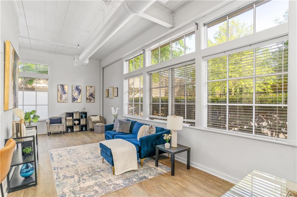 572 Edgewood Avenue NE 106