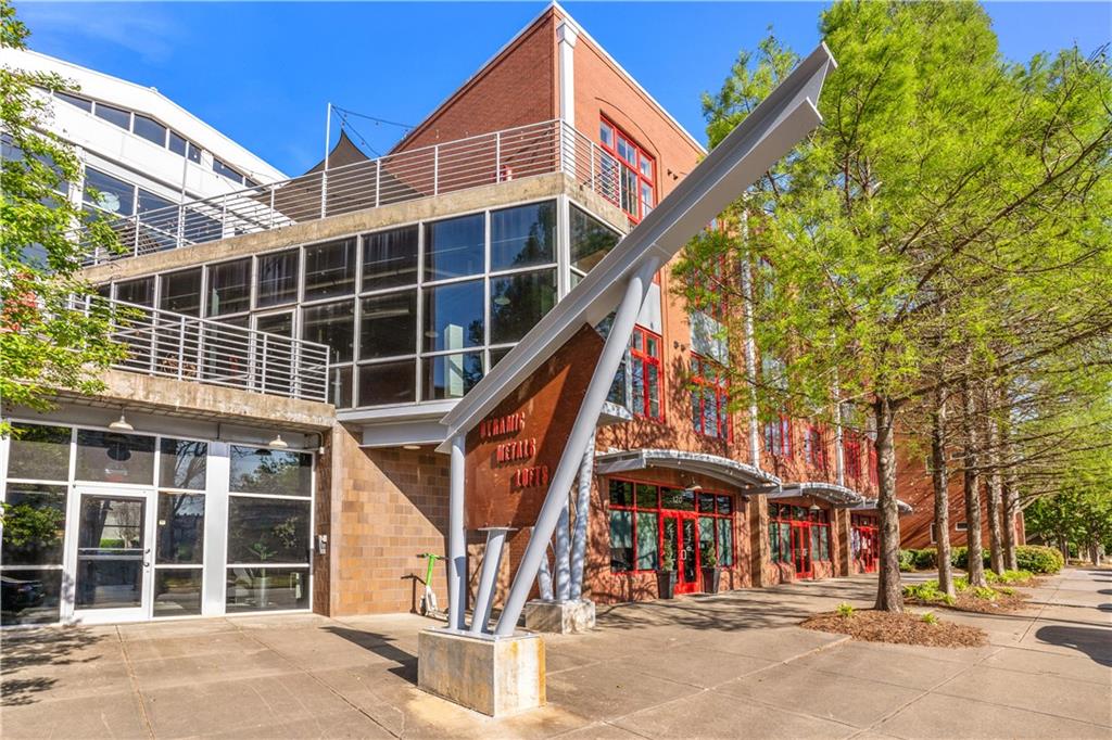 Experience the best of city living in this stylist main-level loft located in the Dynamic Metal Lofts community in the heart of Atlanta! This spacious 875 sq ft studio style unit features soaring ceilings, an open concept layout, and a sleek industrial design that perfectly blends modern comfort with urban charm.
Enjoy one large bathroom, new LVP flooring and your own private patio for relaxing or entertaining. The unit includes one designated parking space in a gated, security community, offering both privacy and convenience. HOA amenities include: high-speed internet and cable, water, sewer, fitness center, rooftop patio with grilling station and skyline views.
Live steps away from the Atlanta Beltline, Krog Street Market, and Ponce City Market - you are literally surrounded by some of the city's best dining, shopping, and entertainment spots. This location is unbeatable and units in this community rarely stay on the market. - schedule your private tour today before it's gone!