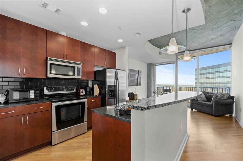 400 West Peachtree Street 3214