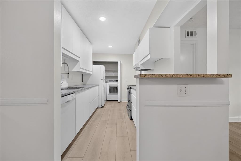725 Dalrymple Road #7J