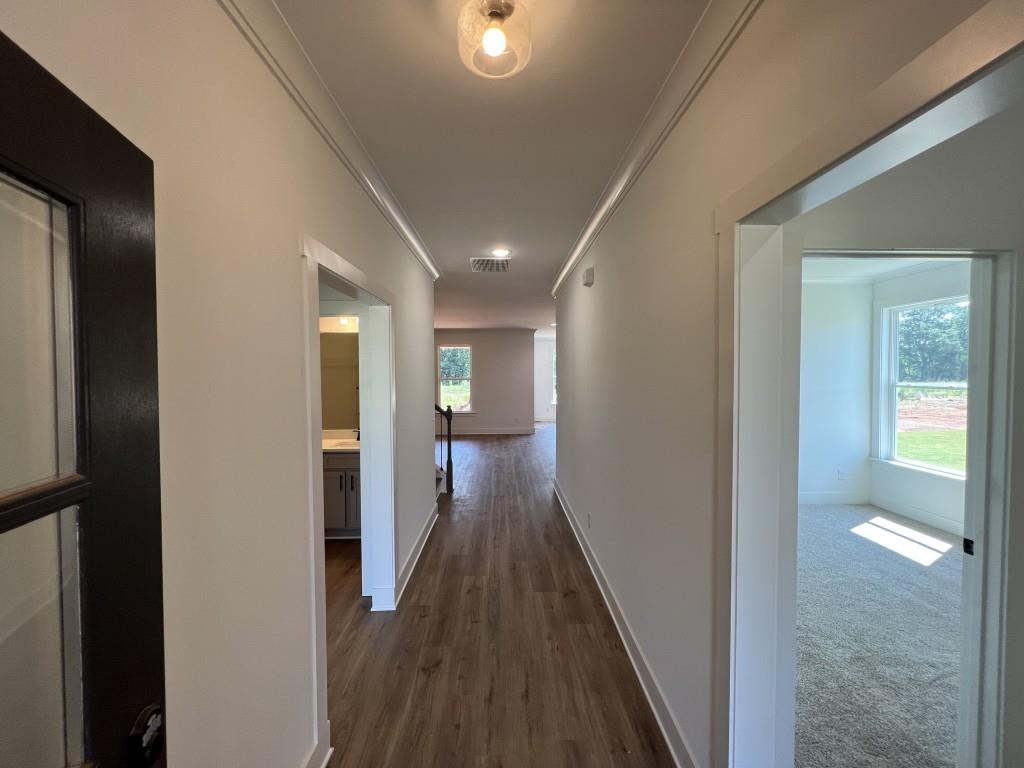 93 Tomahawk Trail