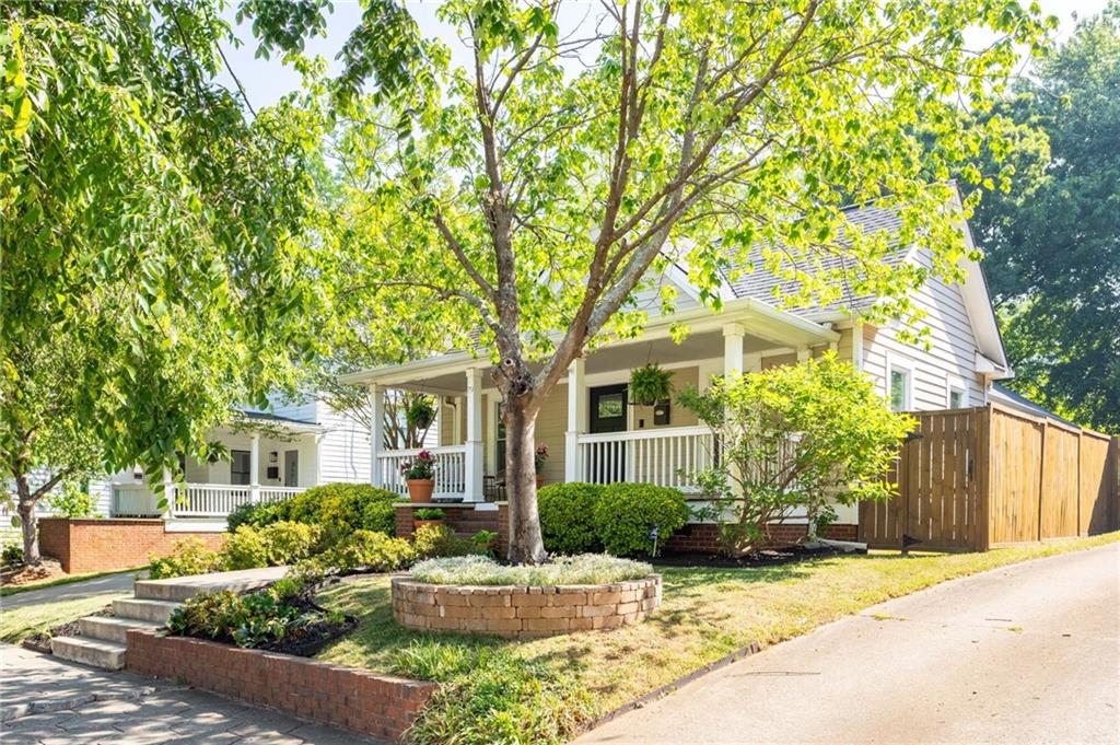 79 Howell Street NE