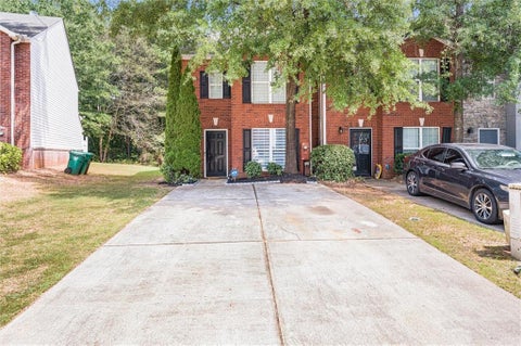 Townhouse For Sale - 3342 Waldrop Trail<br/> Decatur, GA 30034