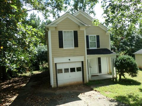 A home in Stone Mountain