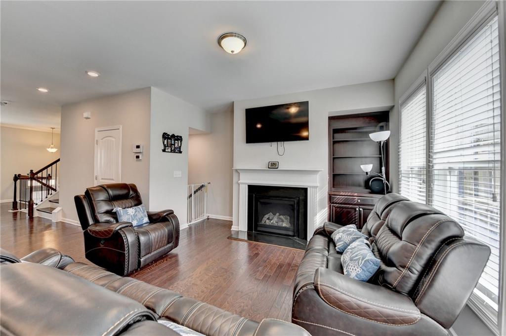 810 Sunset Park Drive, Suwanee, Georgia image 10