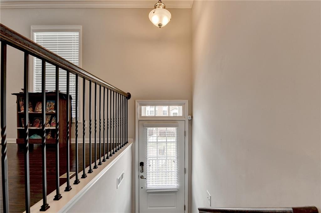 810 Sunset Park Drive, Suwanee, Georgia image 3