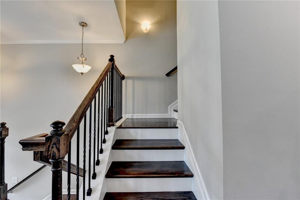 810 Sunset Park Drive, Suwanee, Georgia image 20