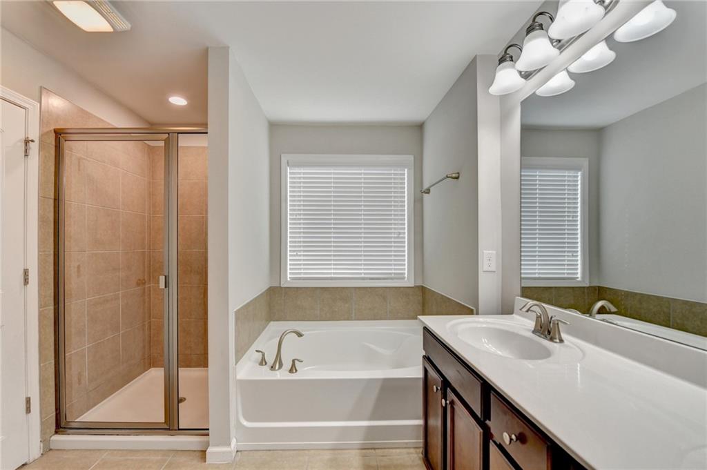 810 Sunset Park Drive, Suwanee, Georgia image 30