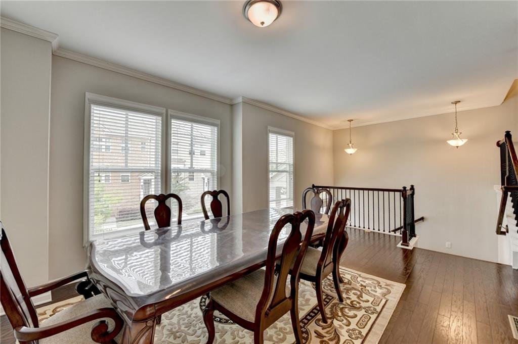 810 Sunset Park Drive, Suwanee, Georgia image 7