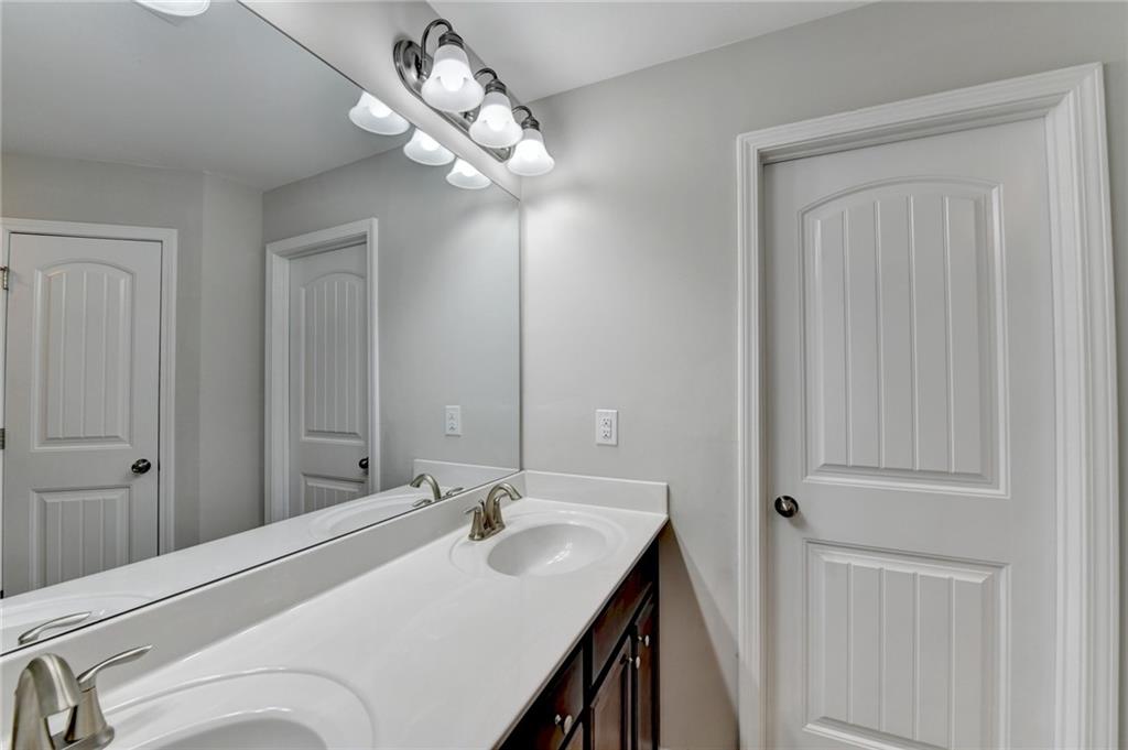 810 Sunset Park Drive, Suwanee, Georgia image 31