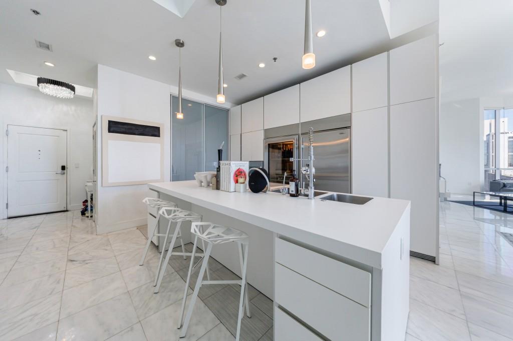 285 Centennial Olympic Park Drive PH2-7