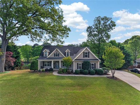 Homes For Sale - 72 Watersedge Court<br/> Paulding County, Dallas, GA 30157