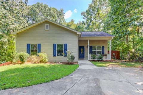 4319 Falcon Crest Drive Flowery Branch GA 30542