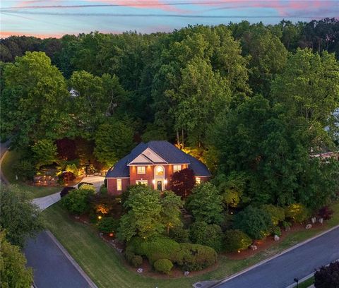 3102 Royal Troon Woodstock GA 30189