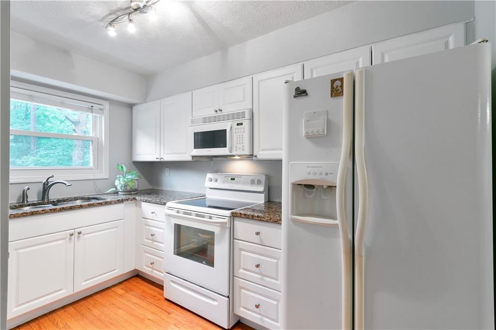 3571 Splinterwood Road, Peachtree Corners, Georgia image 4