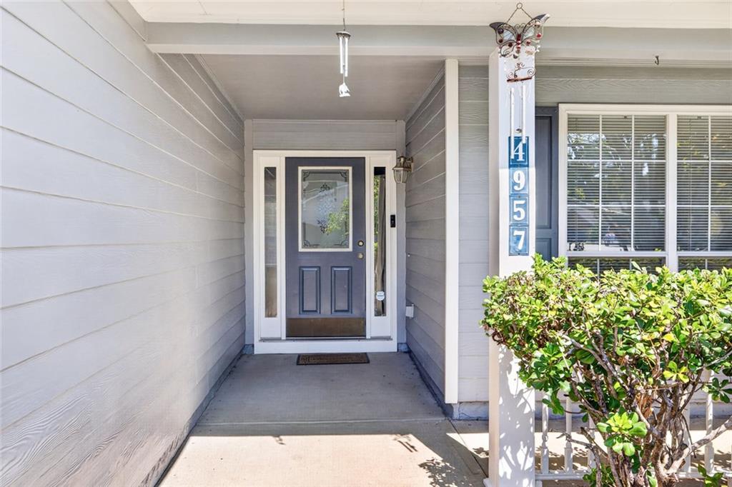 4957 Overlook View Court NW