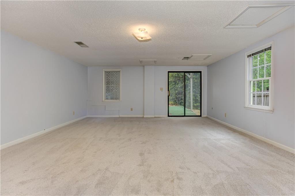 Windsor Oaks - Residential