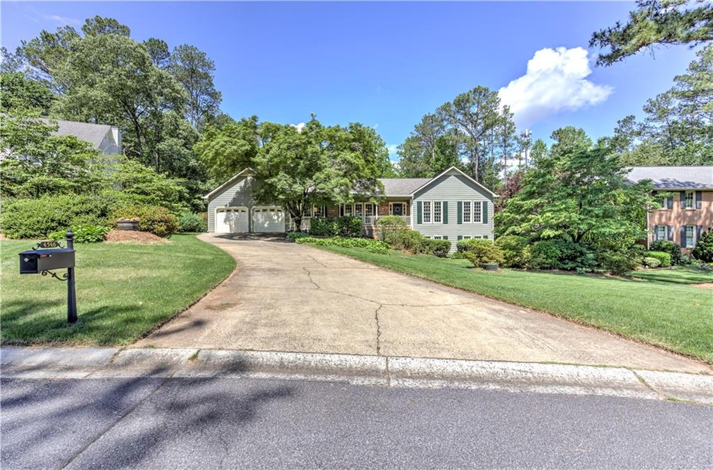 4546 Windsor Oaks Court
