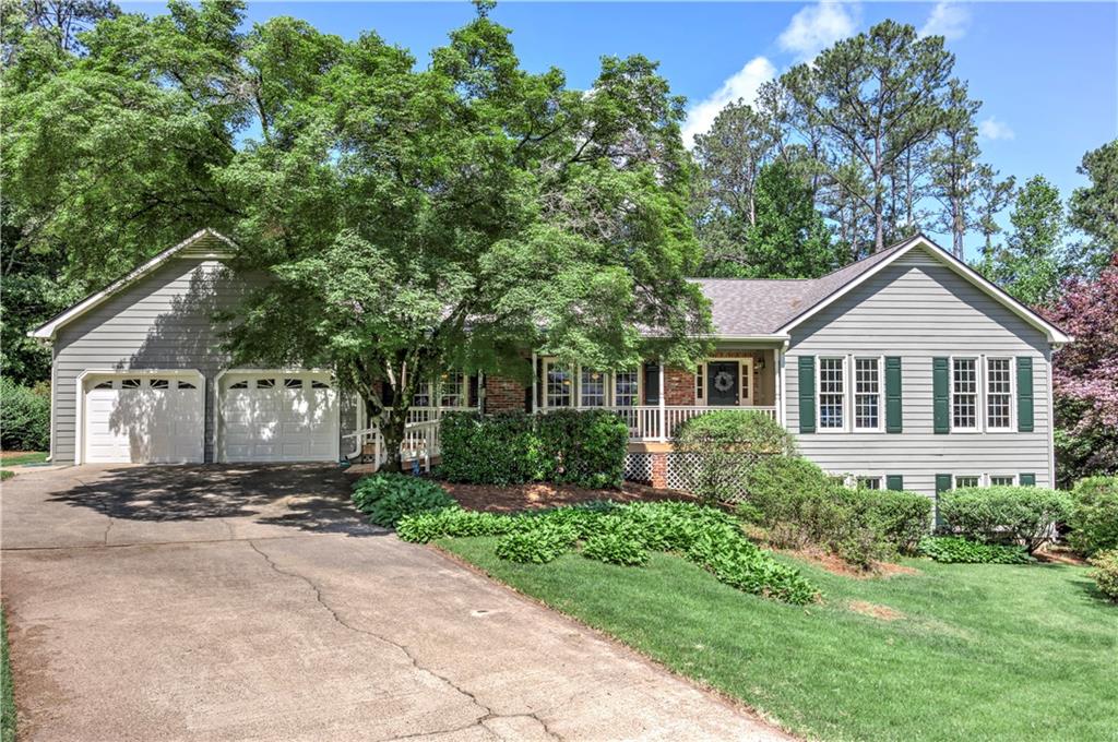 4546 Windsor Oaks Court