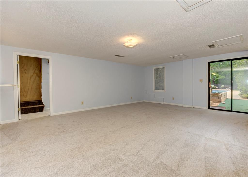 Windsor Oaks - Residential