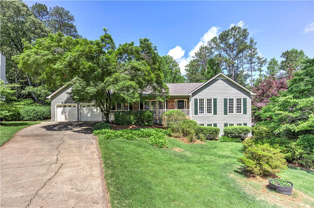 4546 Windsor Oaks Court