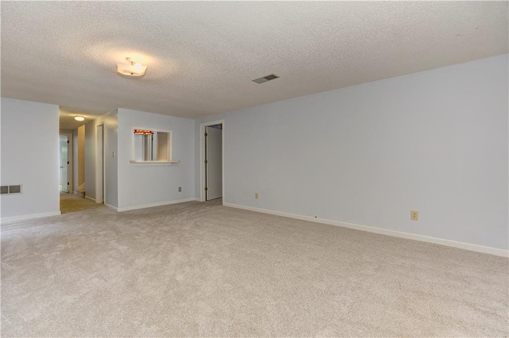 Windsor Oaks - Residential
