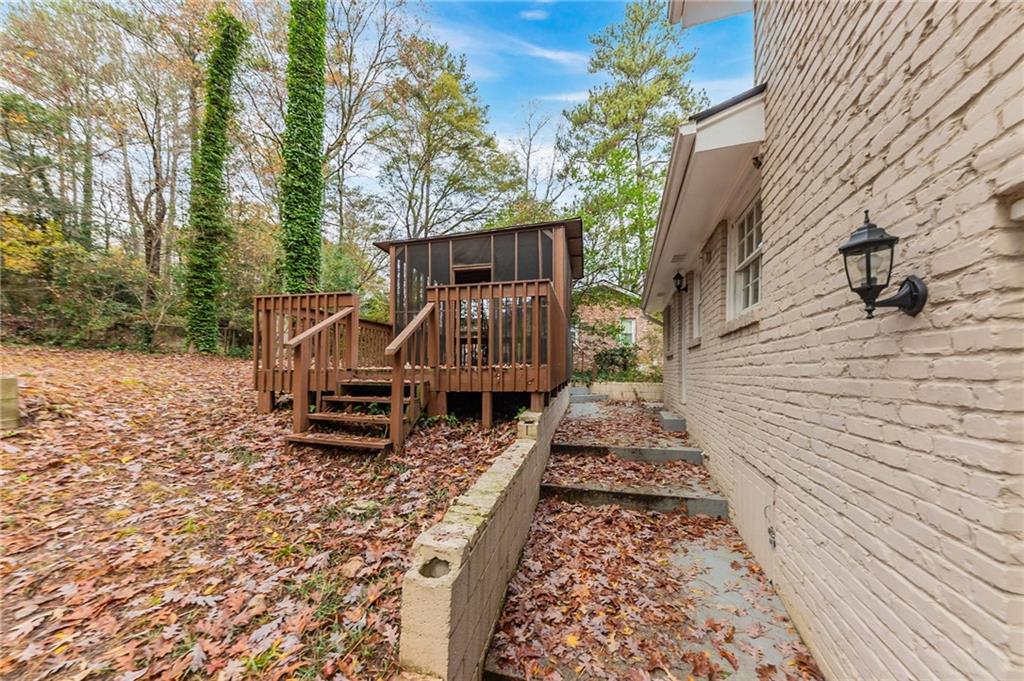 3390 Glenview Circle, Atlanta, Georgia image 26