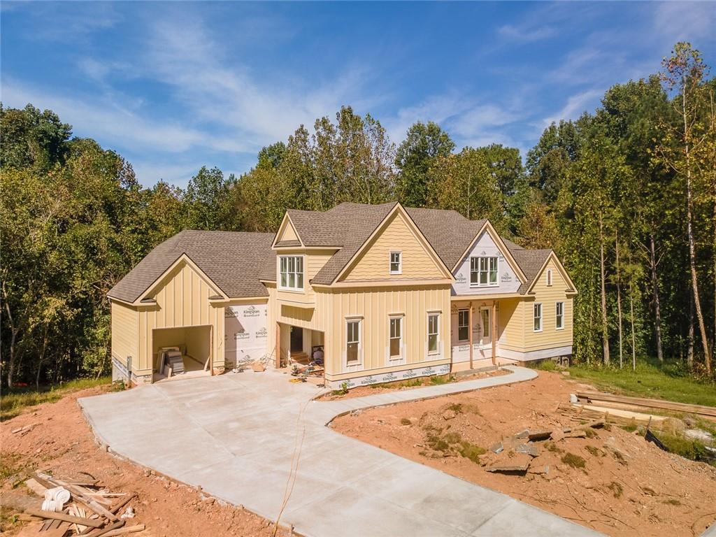 815 Waterford Estates Manor