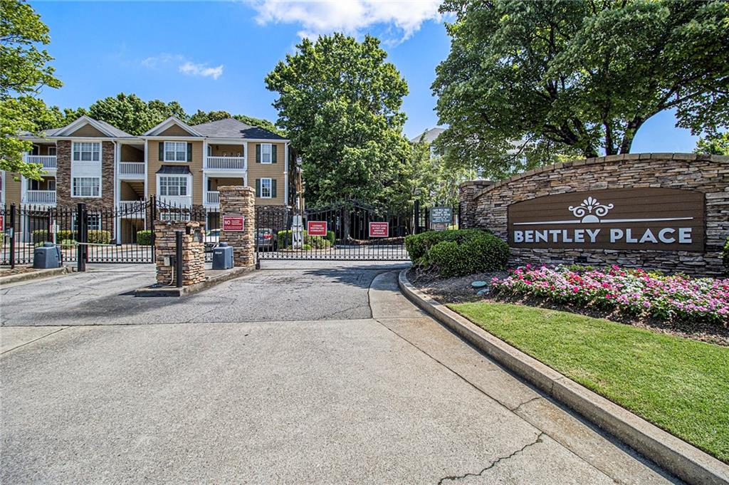 328 Bentley Place #328, Tucker, Georgia image 14