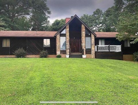 A home in Douglasville