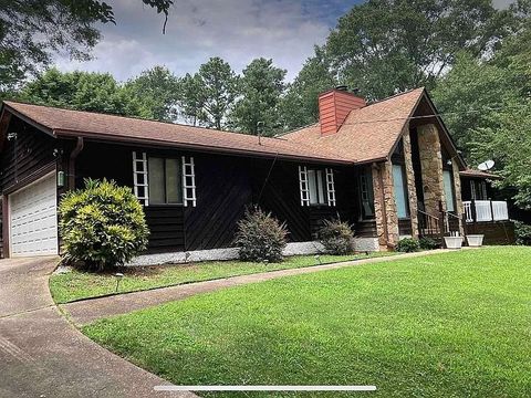 A home in Douglasville