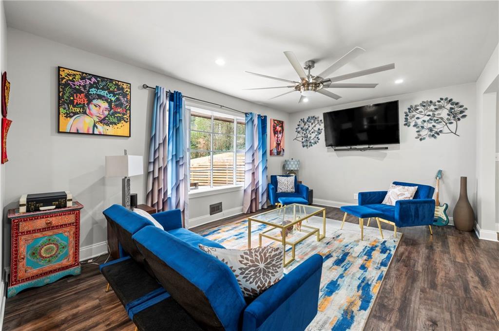 3457 Scenic Drive, East Point, Georgia image 7