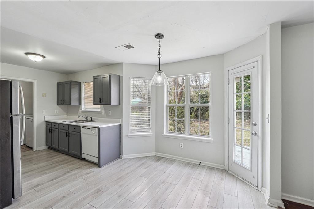 2205 Dresden Green, Kennesaw, Georgia image 7