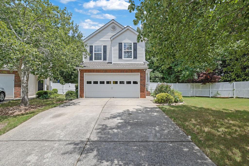 Fabulous 3/2.5 home that is at the end of a cul-de-sac on one of the largest most private lots in the subdivision. Large very private backyard that extends well beyond the fenced backyard area. Very well maintained, popular neighborhood with great amenities that include clubhouse, pool, tennis, playground, basketball courts, full front lawn maintenance. Neighborhood is in a great area with good schools. Open floor plan with 2-Story vaulted ceilings with lots of light and a nice level backyard for entertaining. Rare Opportunity!
