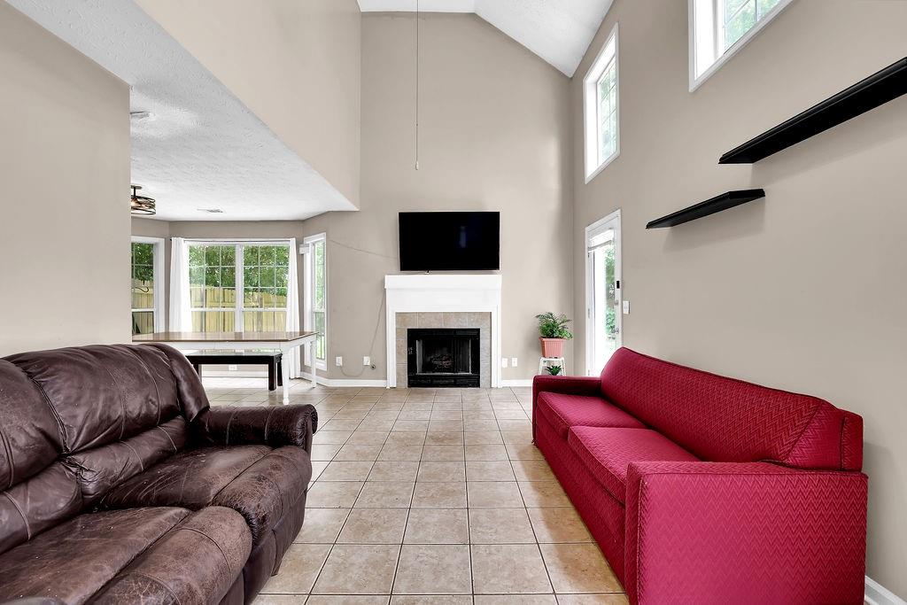 670 Chantress Court