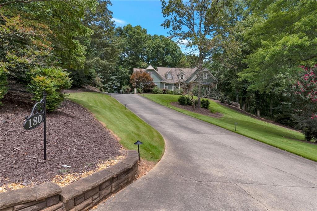 180 Forest Glen Drive