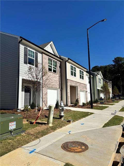 Townhouse For Sale - 3031 Acacia Circle<br/> Douglas County, Douglasville, GA 30135