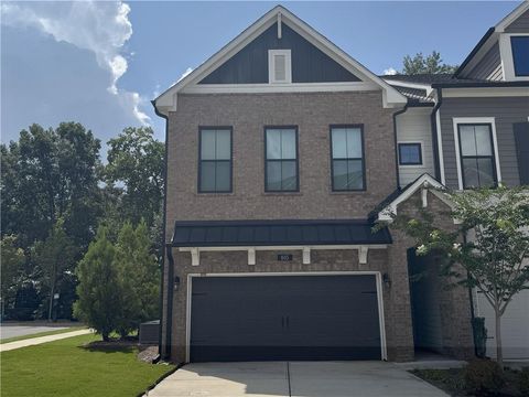 805 Kenway Avenue Roswell GA 30076