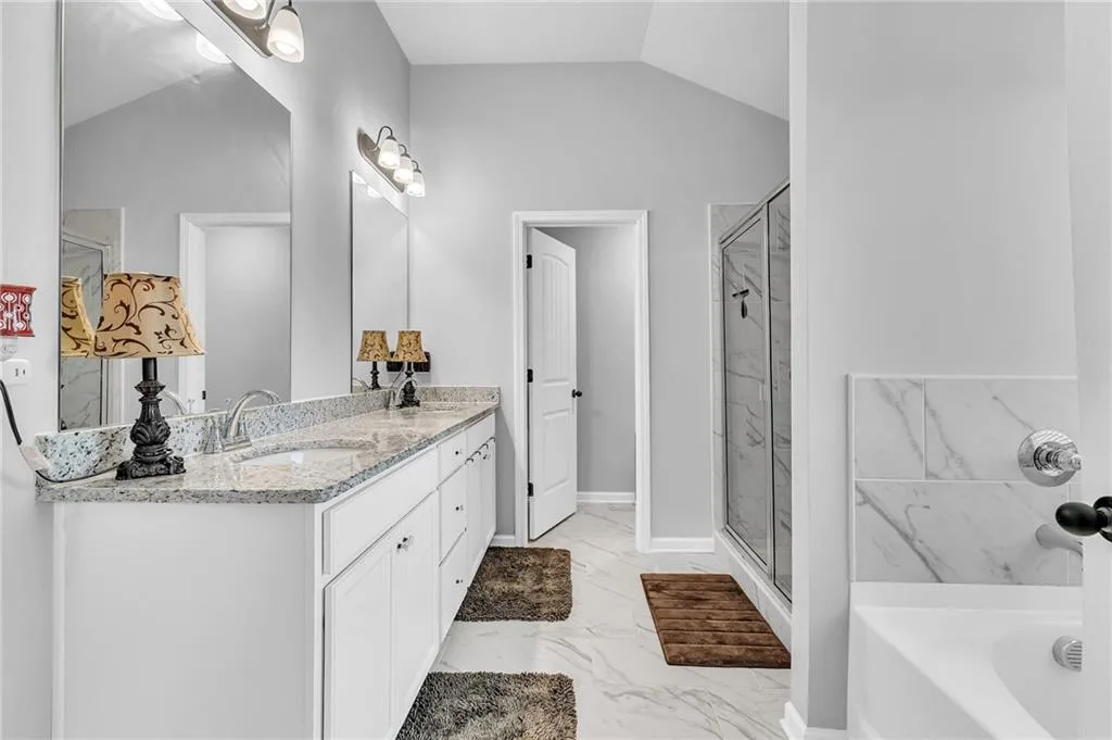 Atlanta, Georgia 30331, United States, 4 Bedrooms Bedrooms, ,3 BathroomsBathrooms,Residential,Active,205392