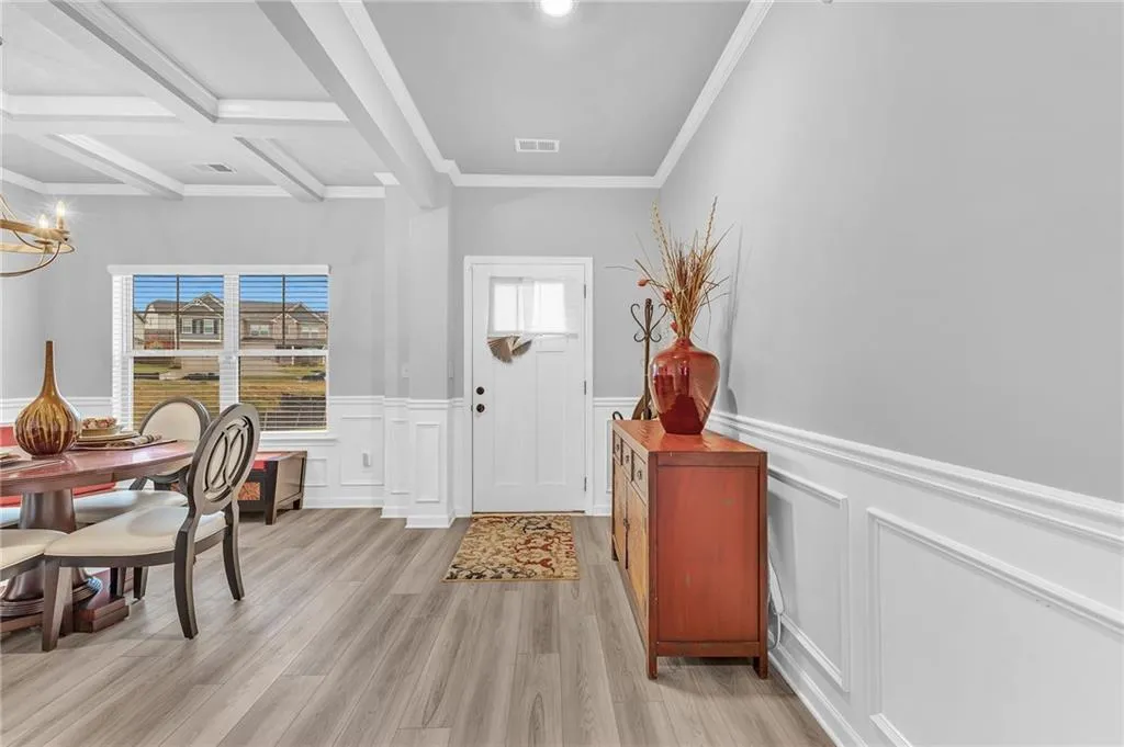 Atlanta, Georgia 30331, United States, 4 Bedrooms Bedrooms, ,3 BathroomsBathrooms,Residential,Active,205392