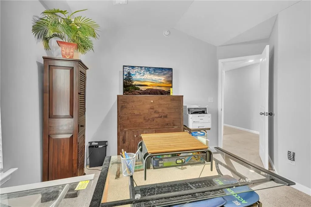 Atlanta, Georgia 30331, United States, 4 Bedrooms Bedrooms, ,3 BathroomsBathrooms,Residential,Active,205392