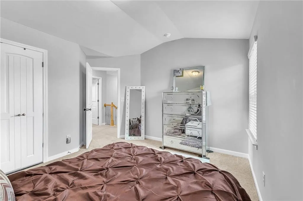 Atlanta, Georgia 30331, United States, 4 Bedrooms Bedrooms, ,3 BathroomsBathrooms,Residential,Active,205392