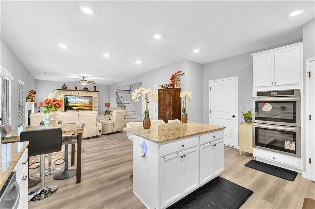 Atlanta, Georgia 30331, United States, 4 Bedrooms Bedrooms, ,3 BathroomsBathrooms,Residential,Active,205392