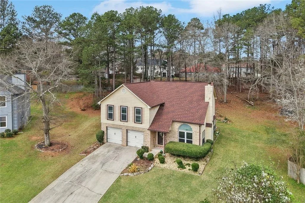 2100 Green Tree Court