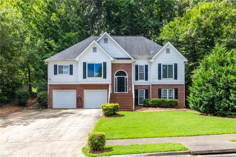Homes For Sale - 106 Hearthstone Drive<br/> Woodstock, GA 30189
