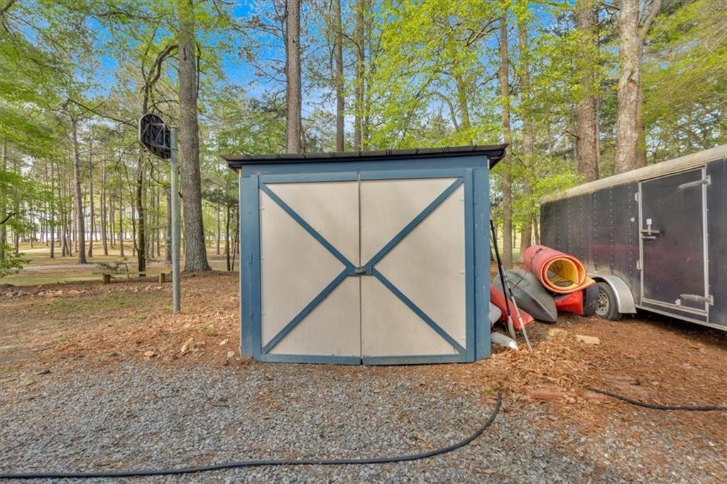 5400 Kings Camp Cabin 16 Road, Acworth, Georgia image 6