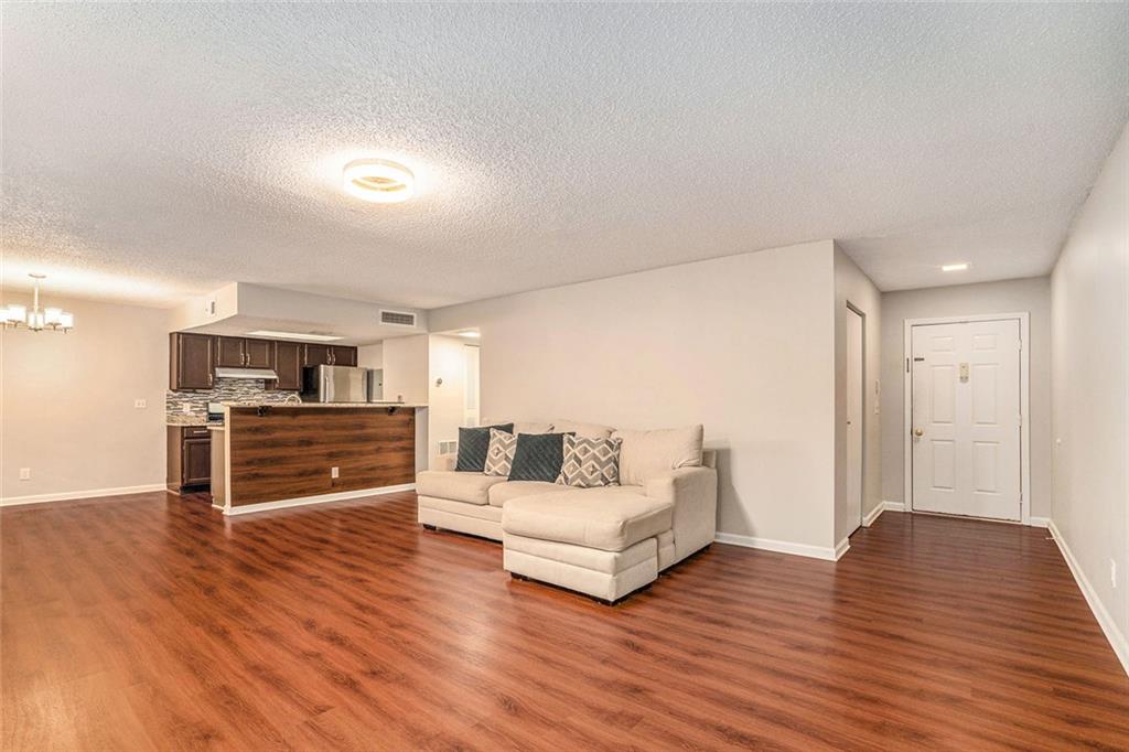3053 Westwood Way #7, Alpharetta, Georgia image 2