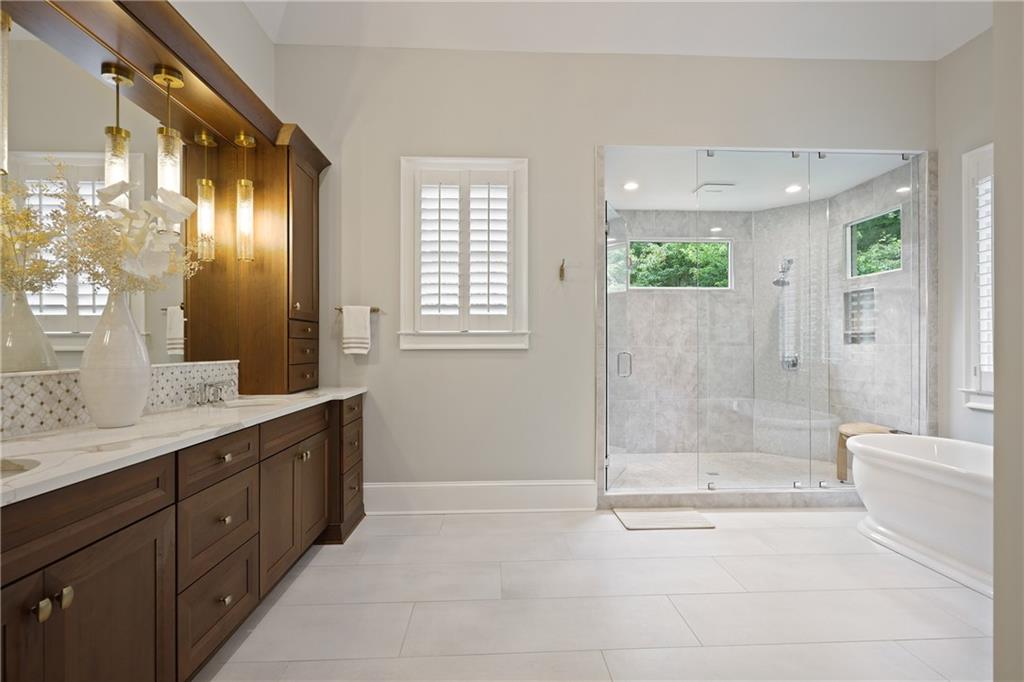 5119 Greythorne Lane